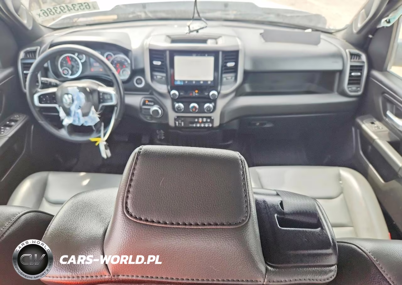 2025 Ram 1500 Tradesman VIN:1C6RREGP6SN756393 - 8