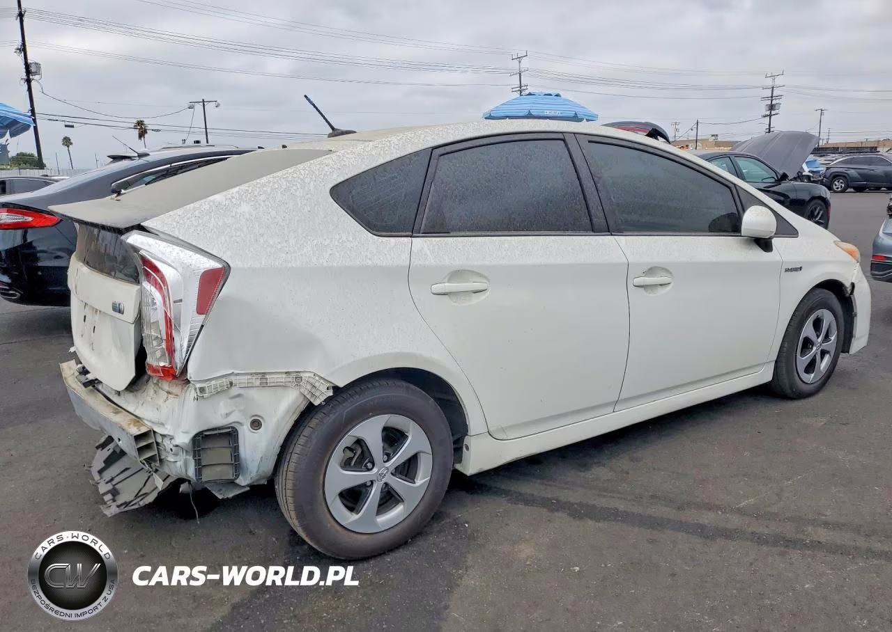 2015 Toyota Prius Three VIN:JTDKN3DU1F1910025 - 3