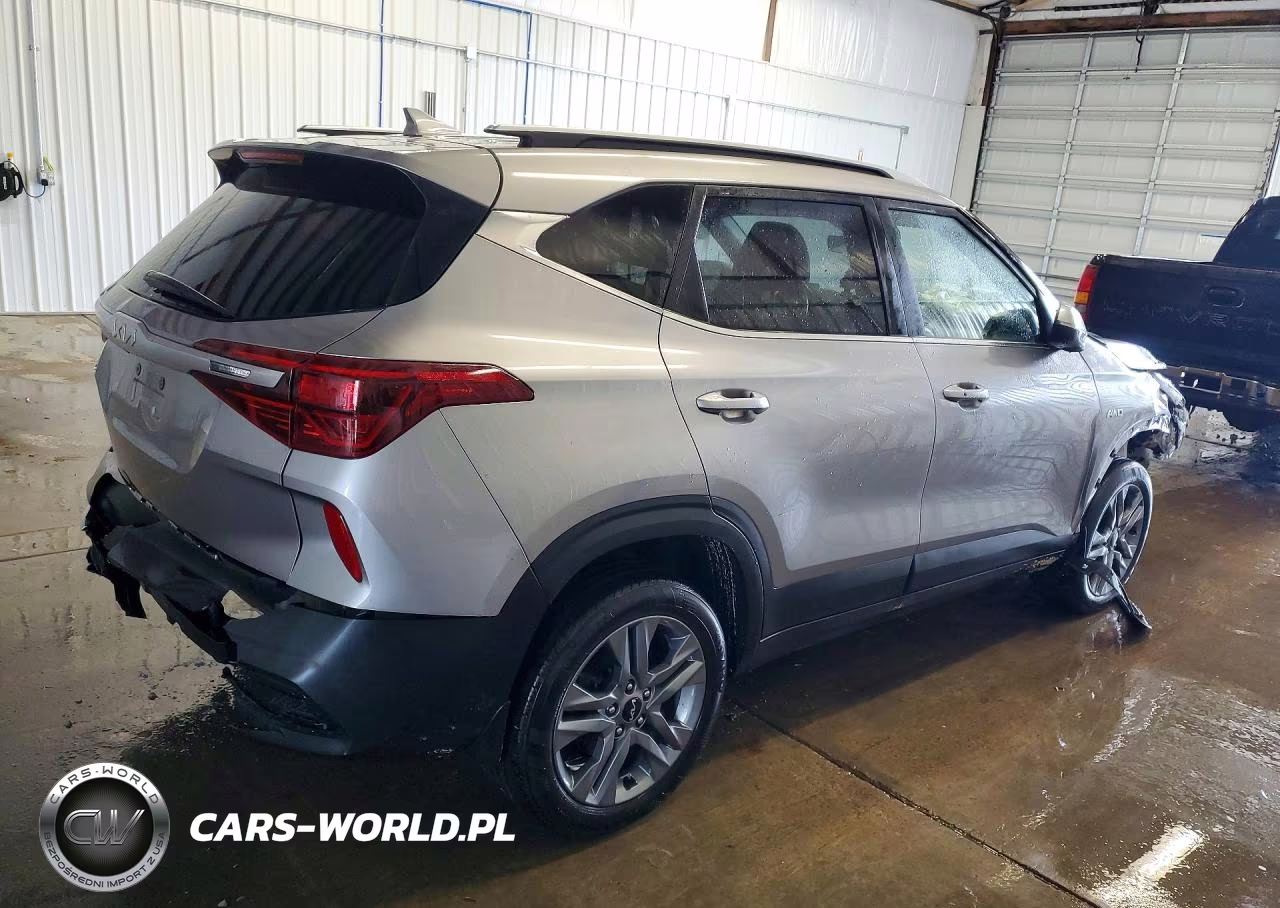 2022 Kia Seltos S VIN:KNDEUCAA0N7305452 - 3