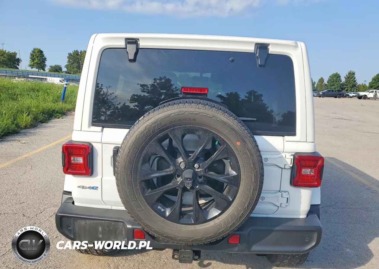 2021 Jeep Wrangler Unlimited Sahara 4Xe VIN:1C4JJXP6XMW682330 - 6