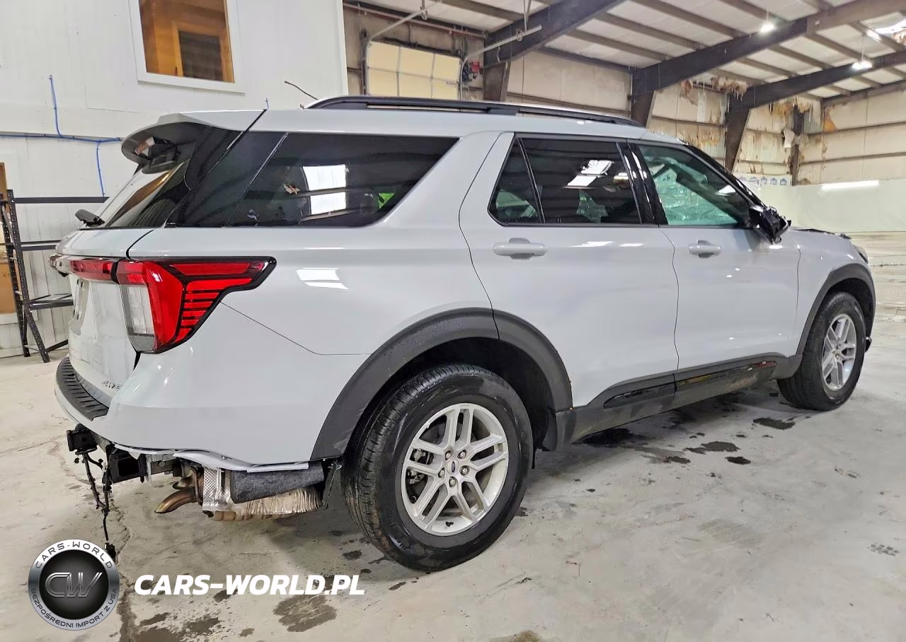 2026 Ford Explorer Active VIN:1FMUK8DH0TGB73003 - 3