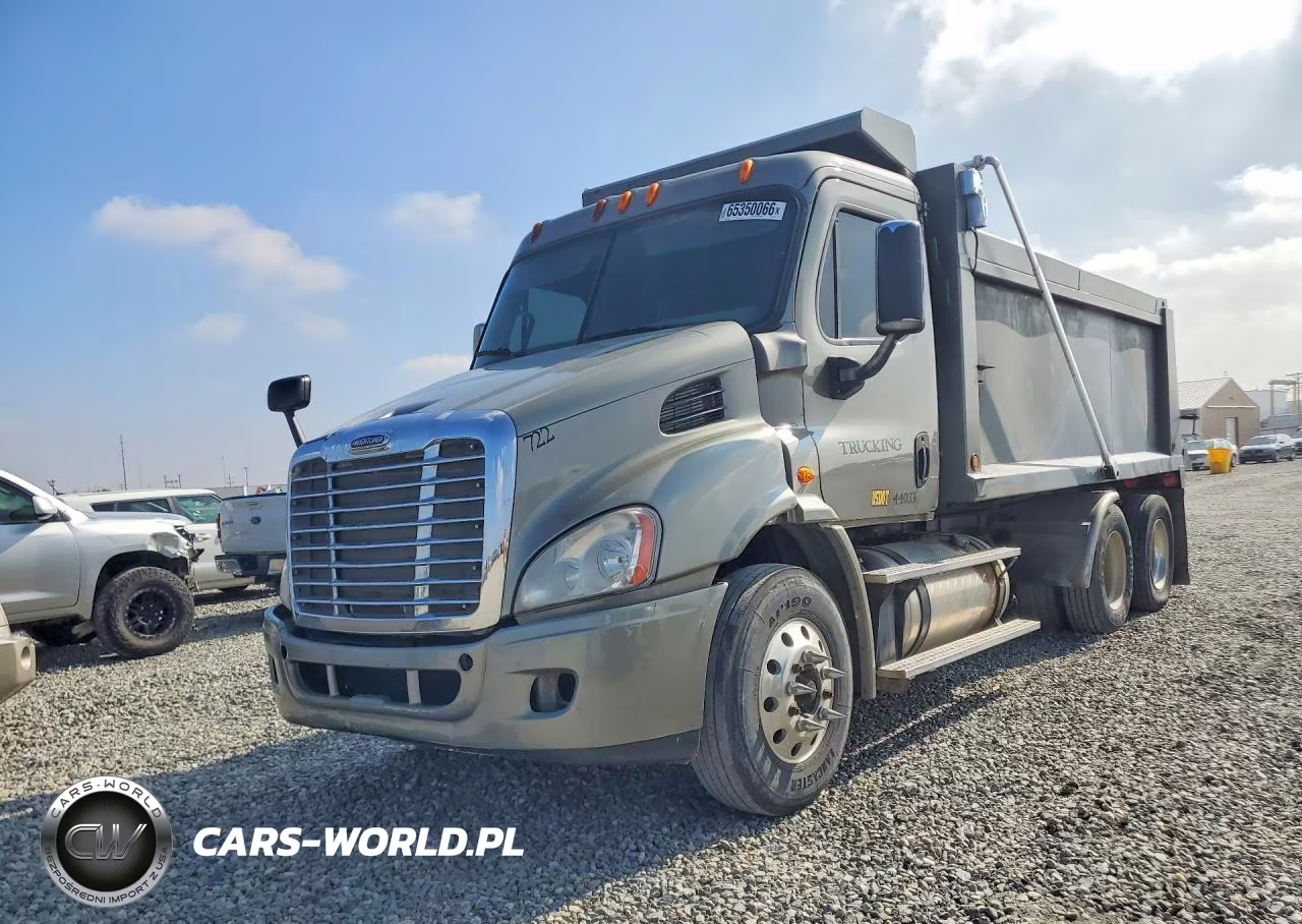 2025 Freightliner Cascadia 113 Dump Truck