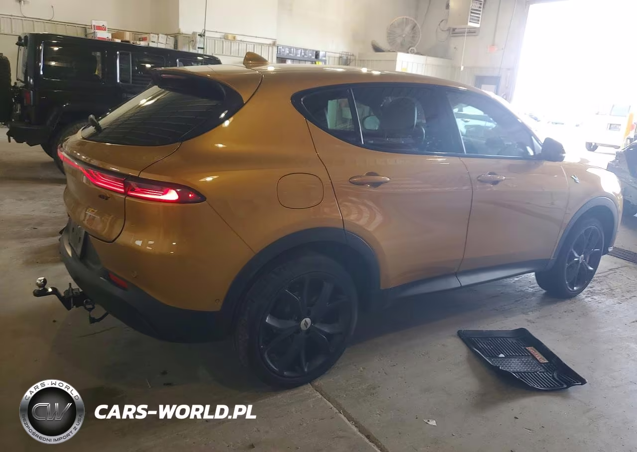 2023 Dodge Hornet Gt VIN:ZACNDFAN0P3A00888 - 3
