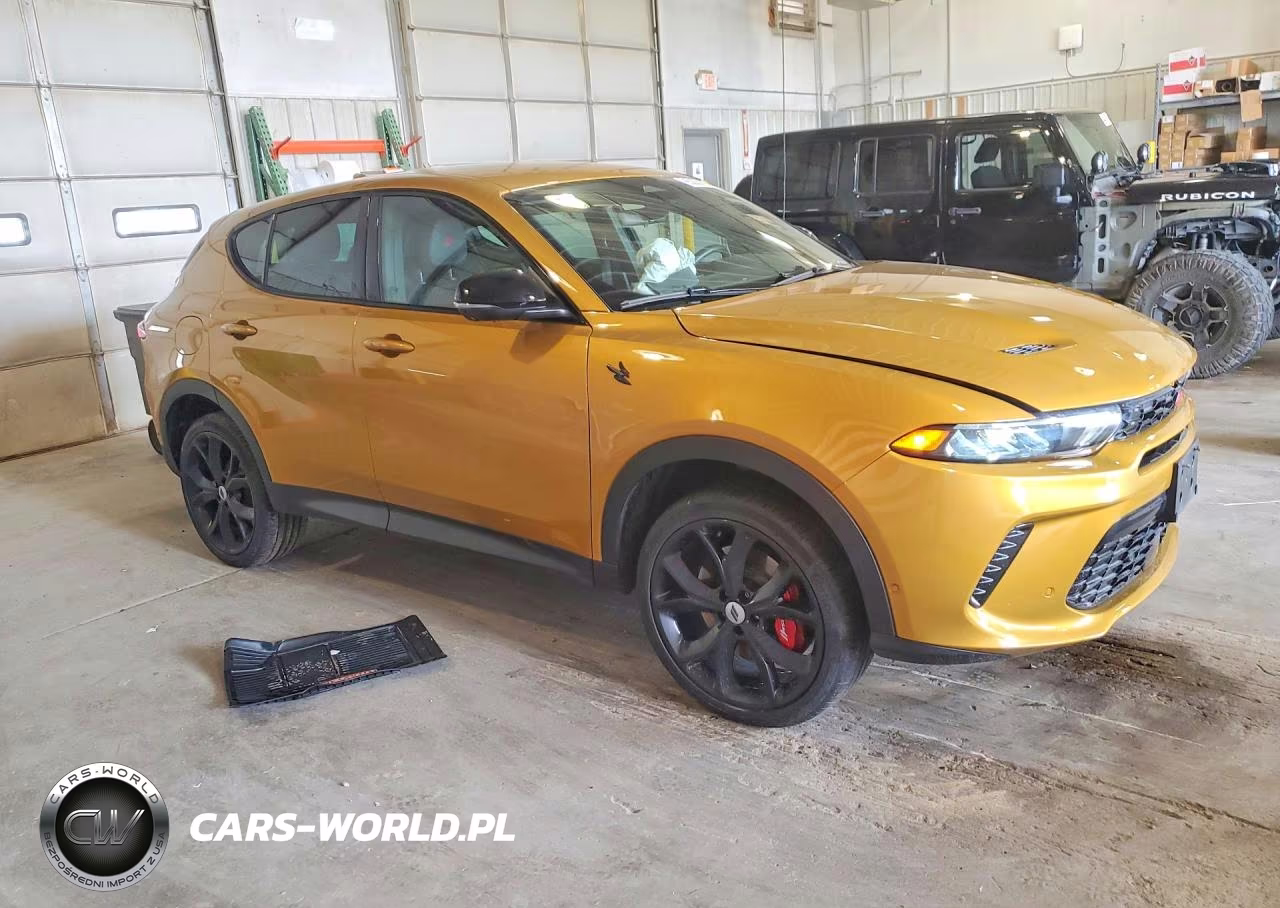 2023 Dodge Hornet Gt VIN:ZACNDFAN0P3A00888 - 4