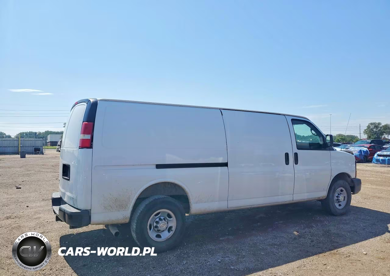2014 Chevrolet Express 2500 Cargo Delivery Van VIN:1GCWGGBG1E1207376 - 3