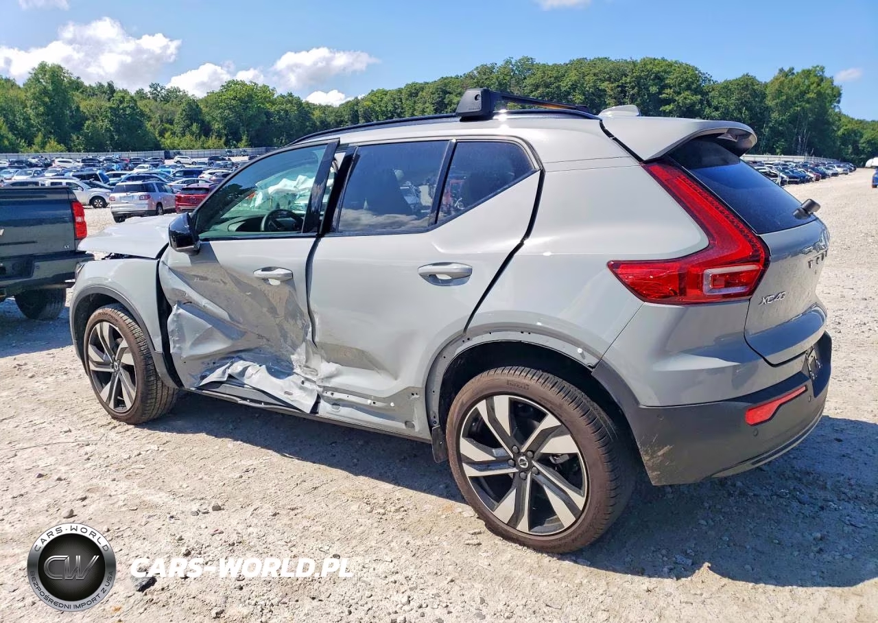 2026 Volvo Xc40 Plus VIN:YV4L12UC7T2772267 - 2