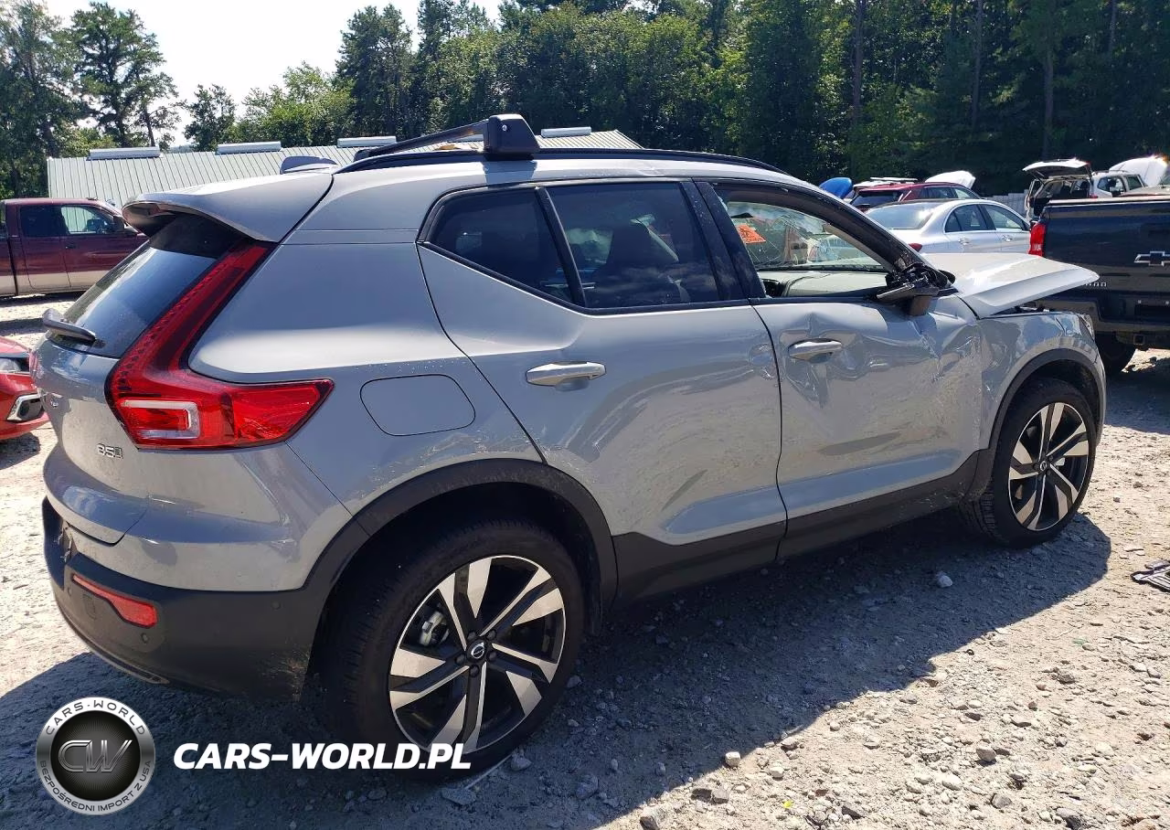 2026 Volvo Xc40 Plus VIN:YV4L12UC7T2772267 - 3