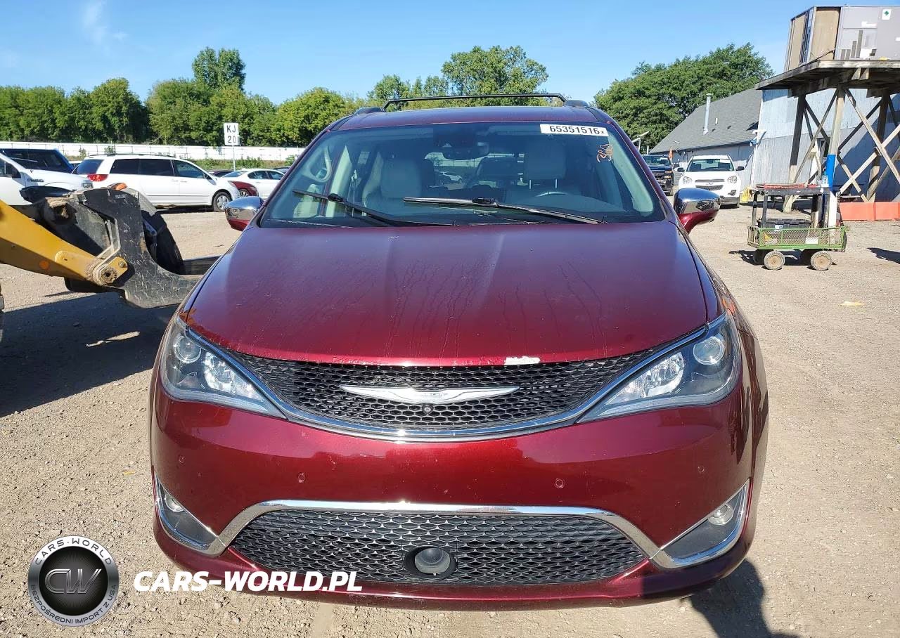 2017 Chrysler Pacifica Limited VIN:2C4RC1GG1HR836120 - 5