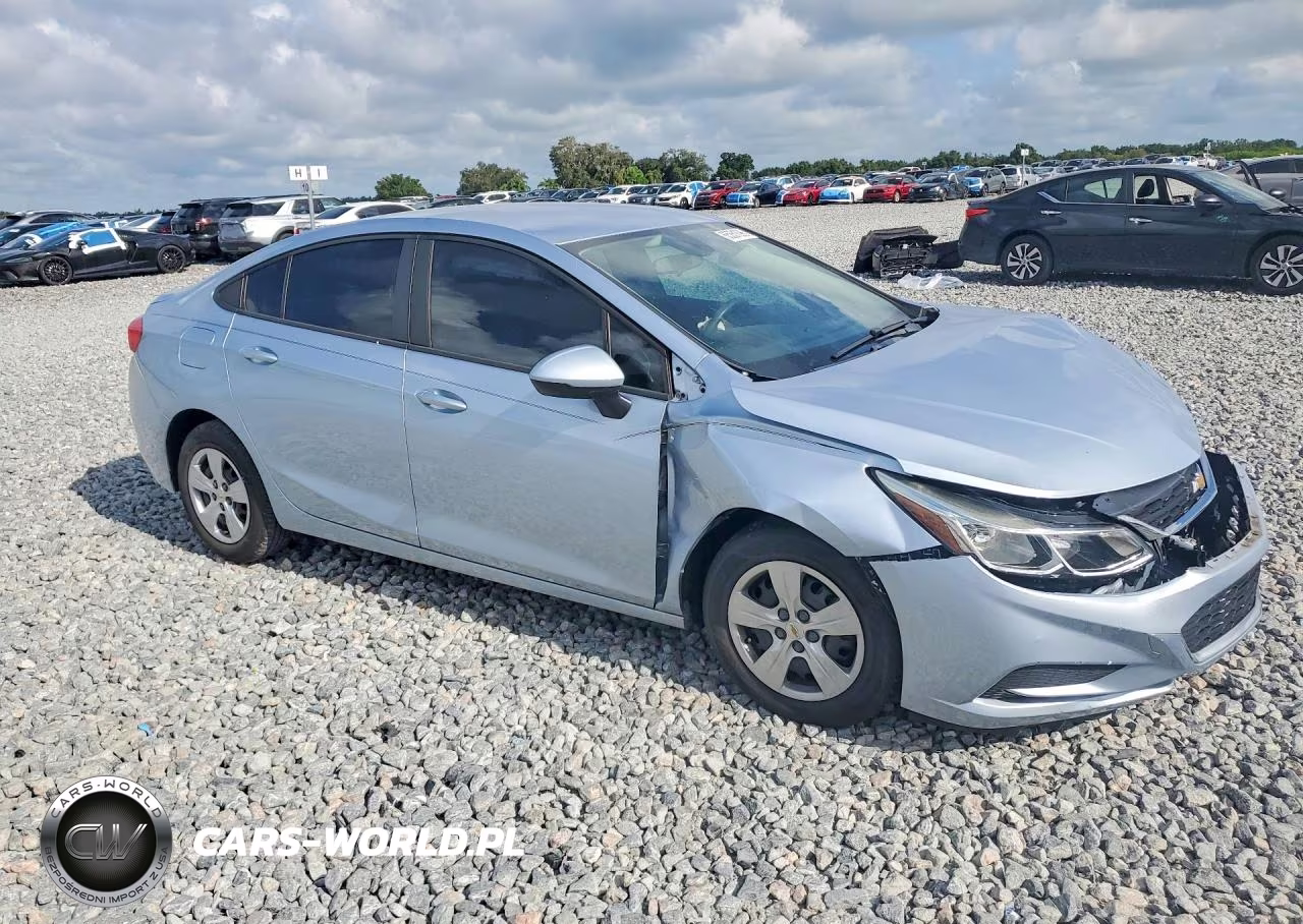 2018 Chevrolet Cruze Ls VIN:1G1BC5SM0J7139379 - 4