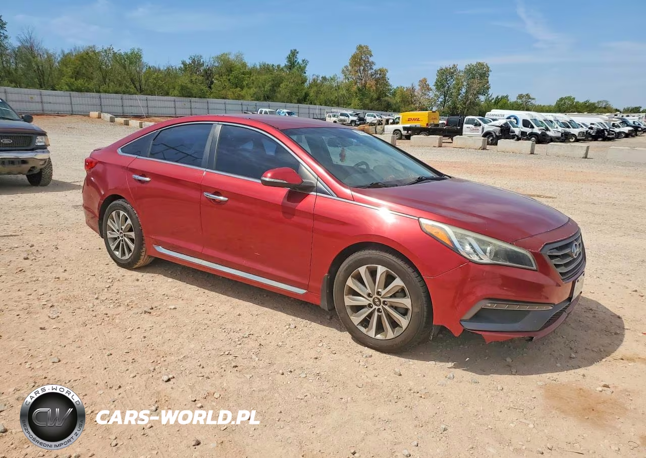 2015 Hyundai Sonata Sport VIN:5NPE34AF2FH201370 - 4