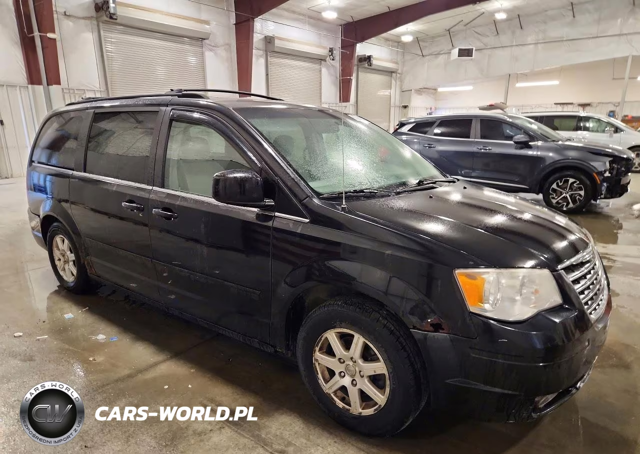 2008 Chrysler Town & Country Touring VIN:2A8HR54P48R675938 - 4