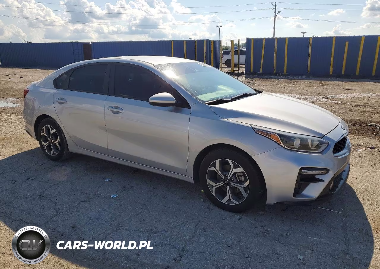 2021 Kia Forte Lxs VIN:3KPF24AD2ME317918 - 4
