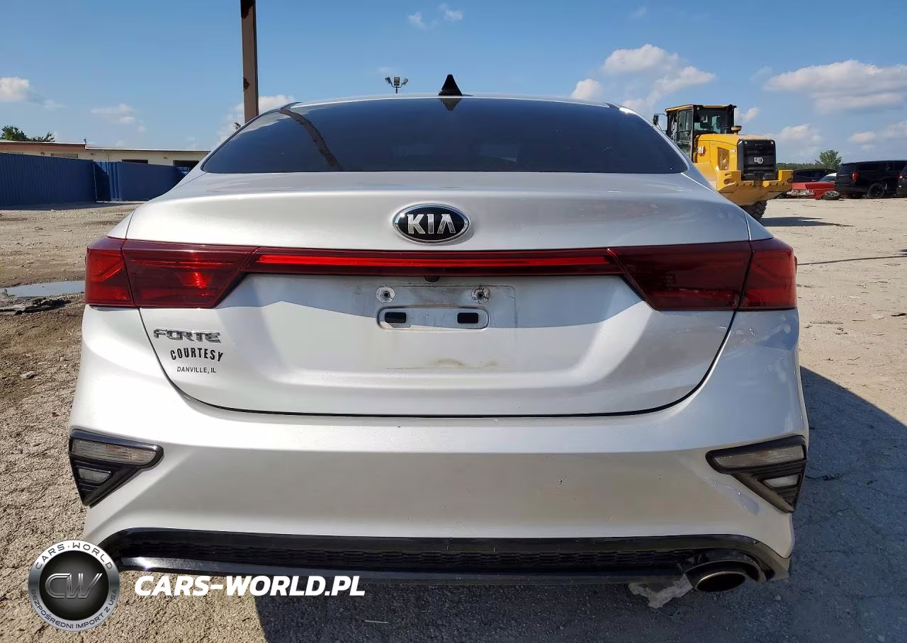 2021 Kia Forte Lxs VIN:3KPF24AD2ME317918 - 6