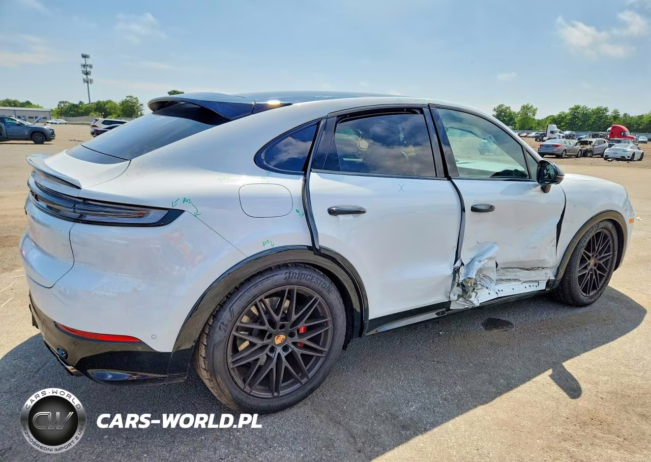 2025 Porsche Cayenne Gts Coupe VIN:WP1BG2AYXSDA44358 - 3