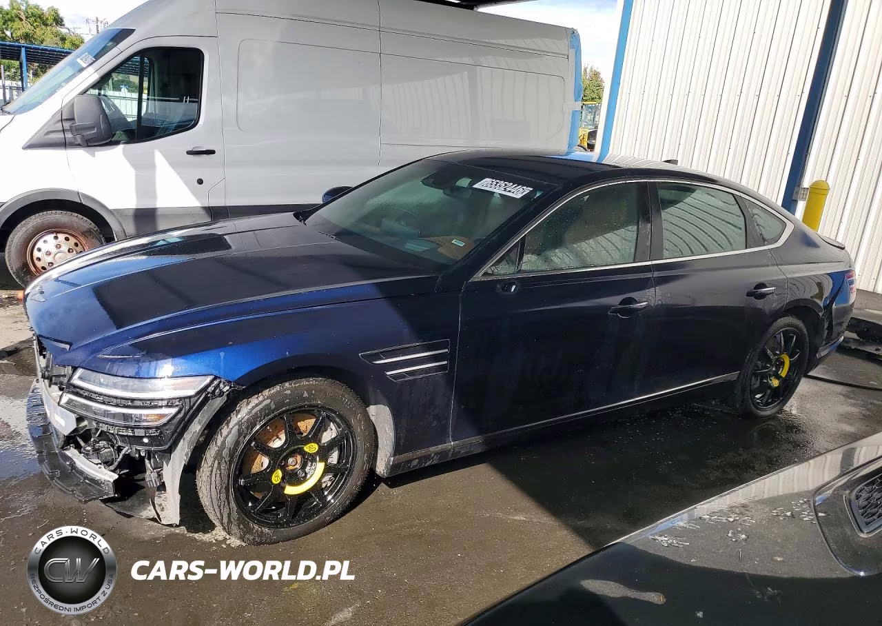 2023 Genesis Electrified G80 Base