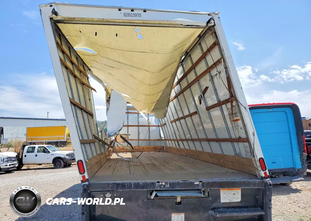 2023 International Mv607 Box Truck VIN:3HAEUMML6PL677164 - 11