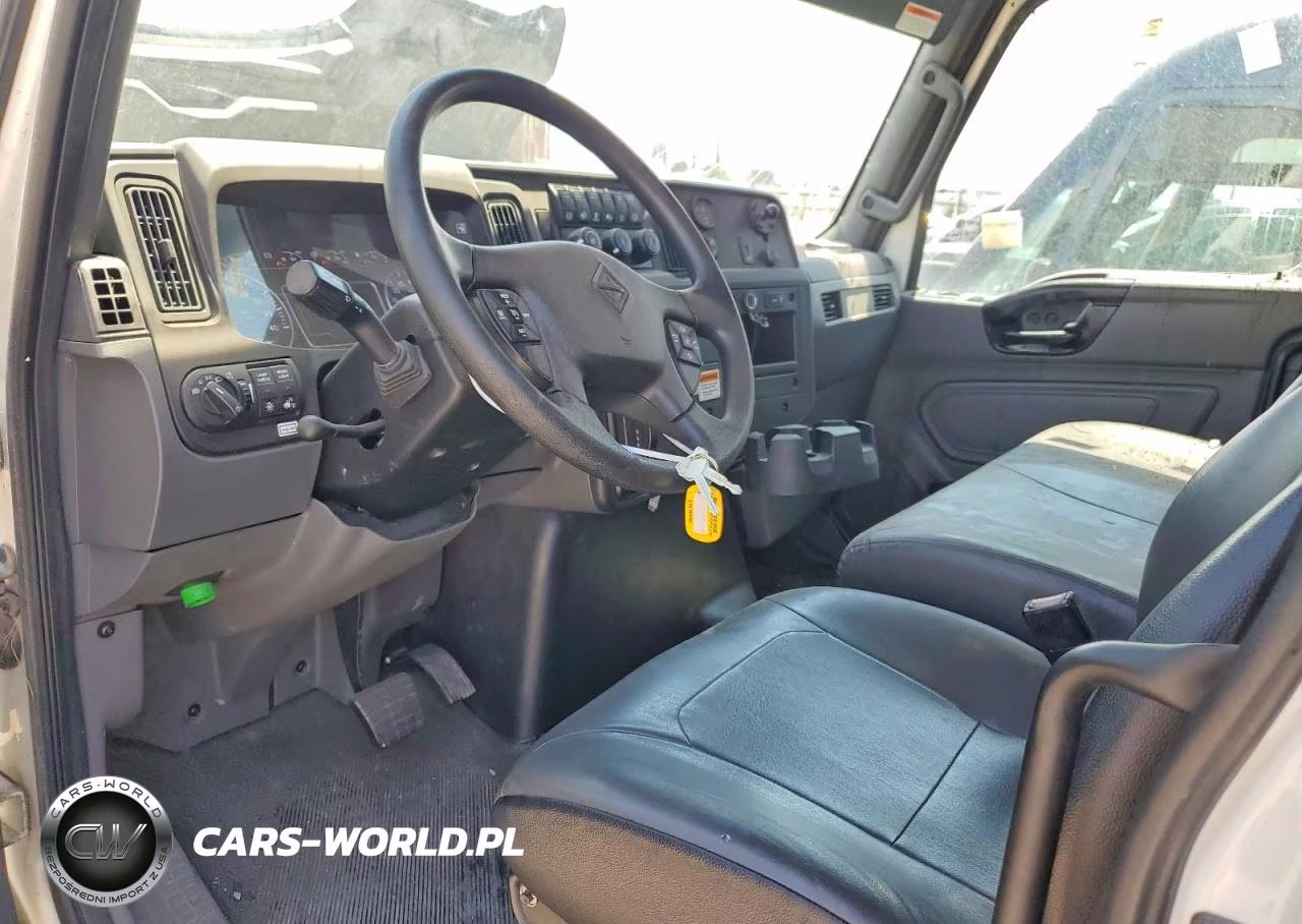 2023 International Mv607 Box Truck VIN:3HAEUMML6PL677164 - 8