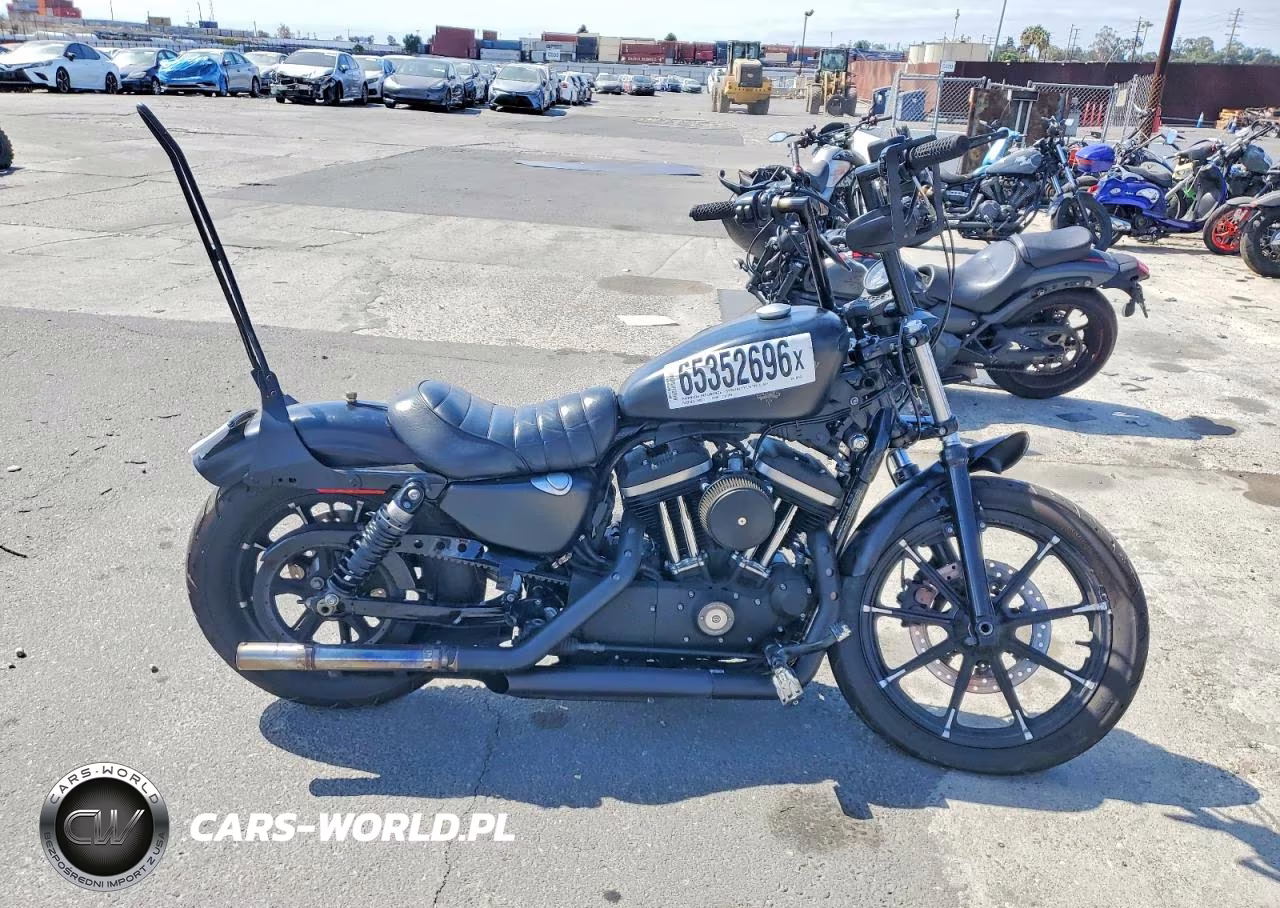2017 Harley-Davidson Xl883 Iron 883 – zdjęcie 1 z 8