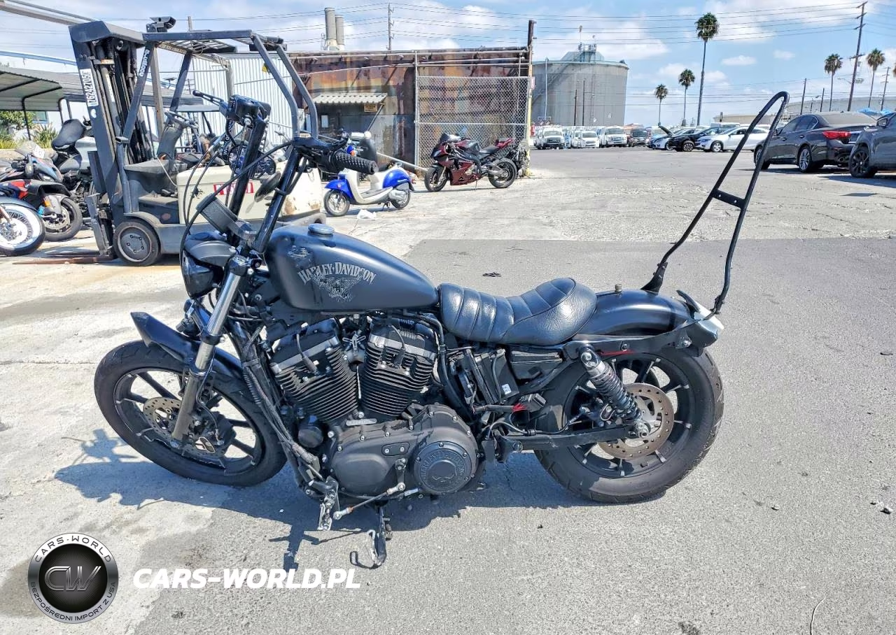 2017 Harley-Davidson Xl883 Iron 883 VIN:1HD4LE217HC408760 - 3