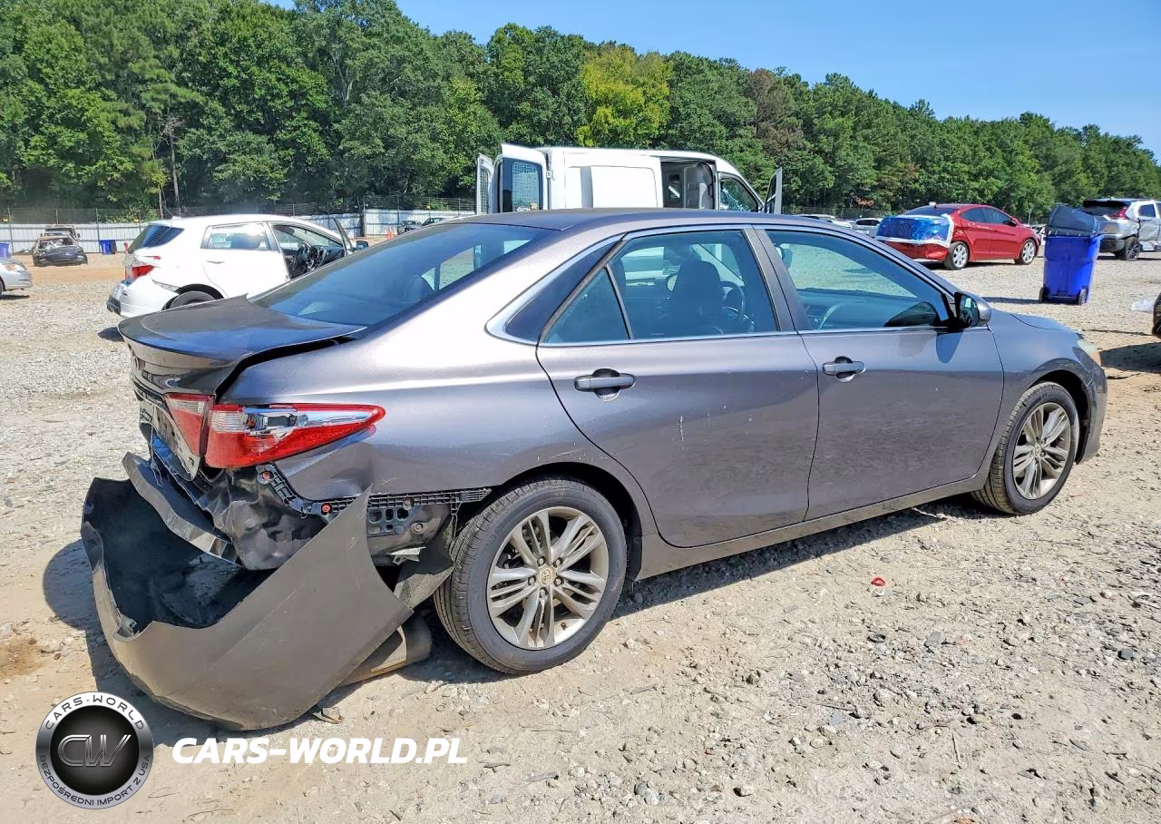 2016 Toyota Camry Se VIN:4T1BF1FKXGU165171 - 3