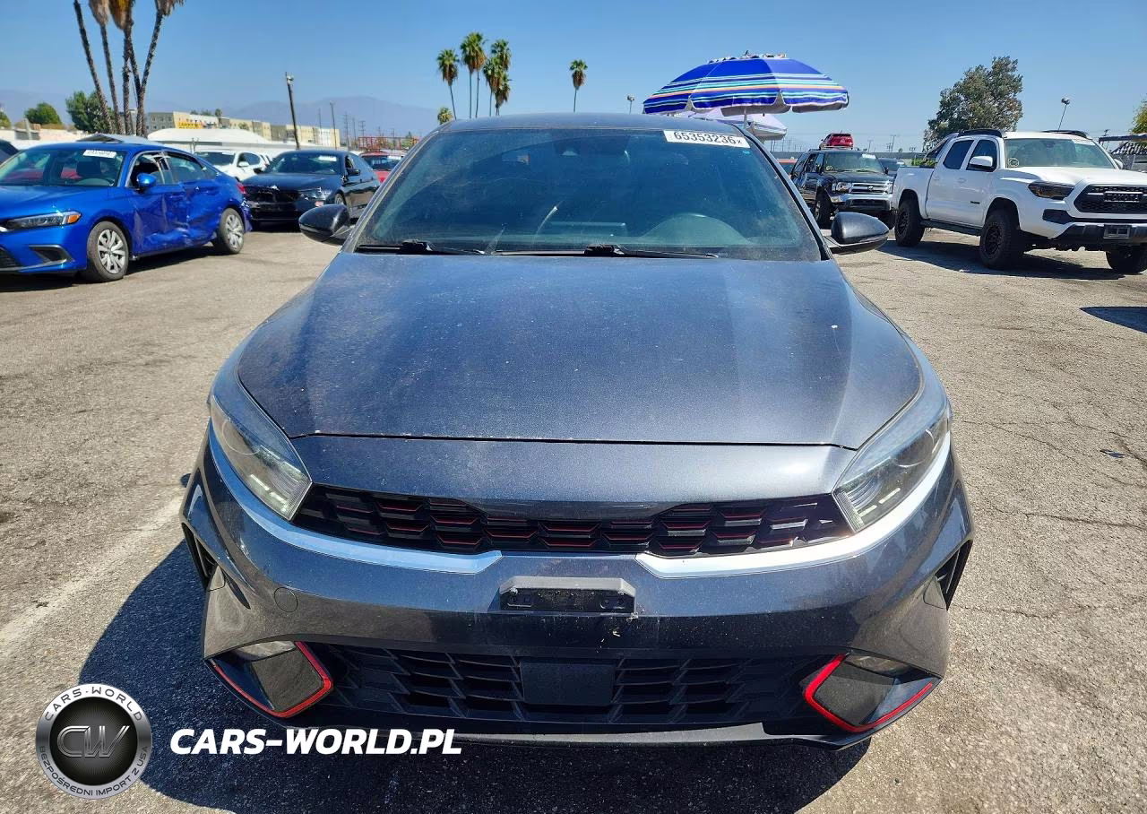 2022 Kia Forte Gt Line VIN:3KPF54ADXNE490658 - 5