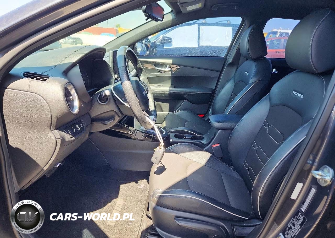 2022 Kia Forte Gt Line VIN:3KPF54ADXNE490658 - 7