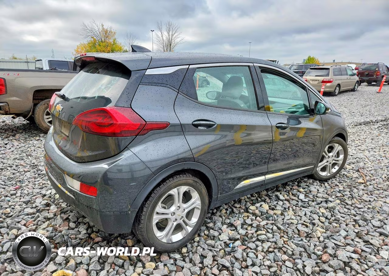 2021 Chevrolet Bolt Ev Lt VIN:1G1FY6S03M4102824 - 3