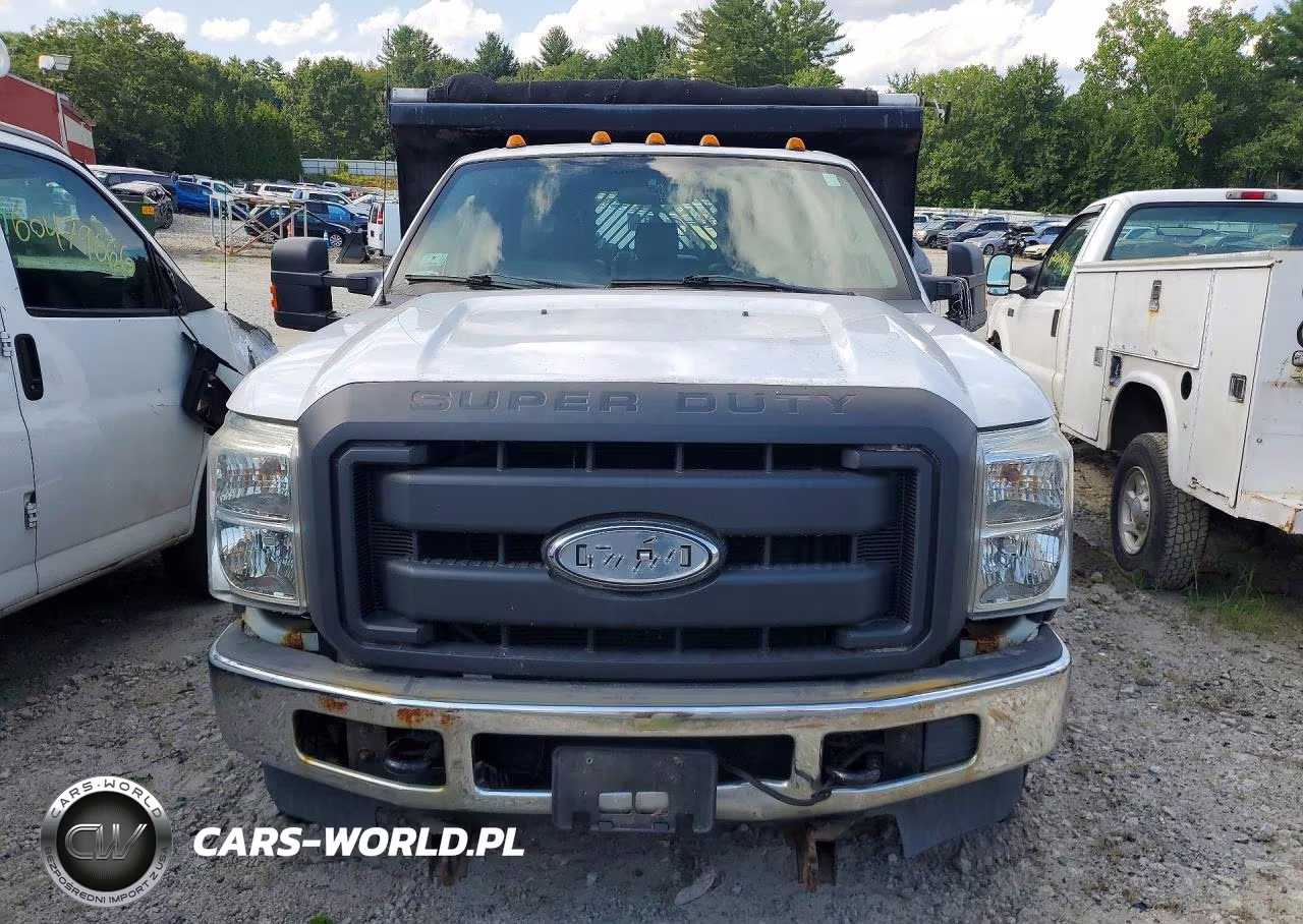 2012 Ford F350 Super Duty VIN:1FDRF3H65CEC62518 - 5