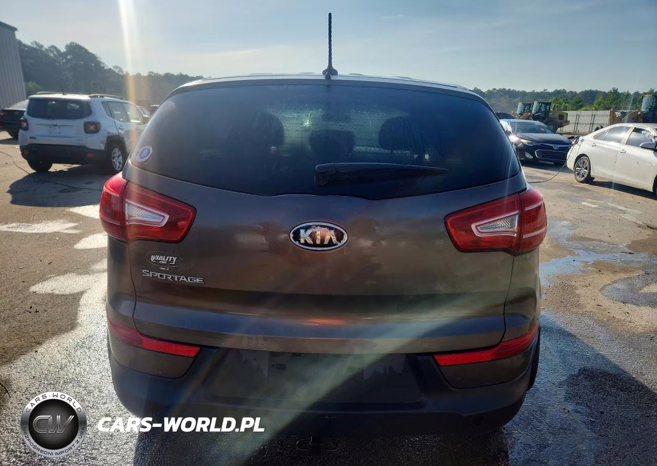 2012 Kia Sportage VIN:KNDPBCA25C7318671 - 6