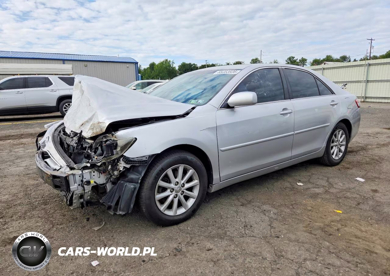 2011 Toyota Camry Xle – zdjęcie 1 z 13