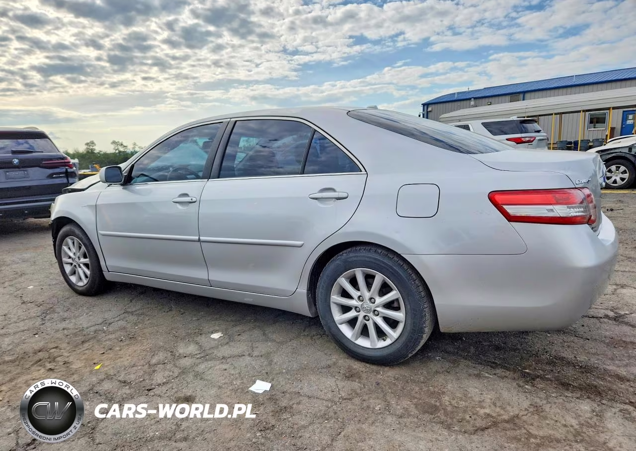 2011 Toyota Camry Xle VIN:4T1BF3EK8BU192732 - 2