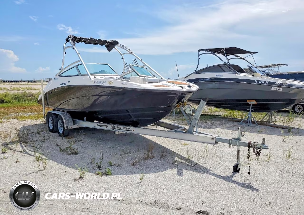 2012 Yamaha Boat