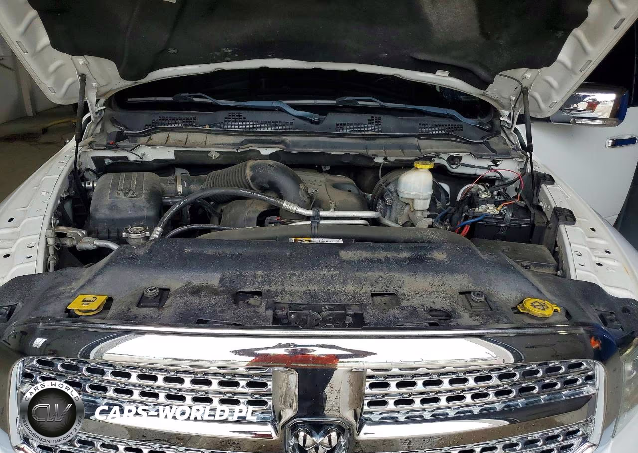2018 Ram 1500 Laramie VIN:1C6RR7NT3JS221100 - 11