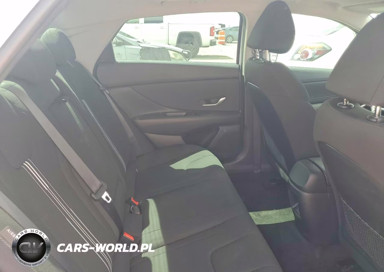 2024 Hyundai Elantra Sel VIN:KMHLS4DGXRU717318 - 10