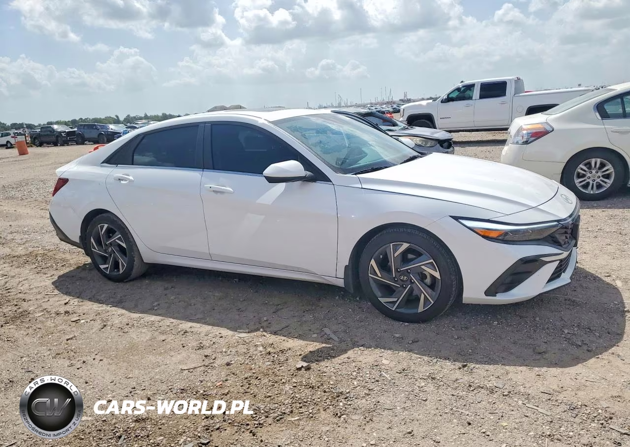 2024 Hyundai Elantra Sel VIN:KMHLS4DGXRU717318 - 4