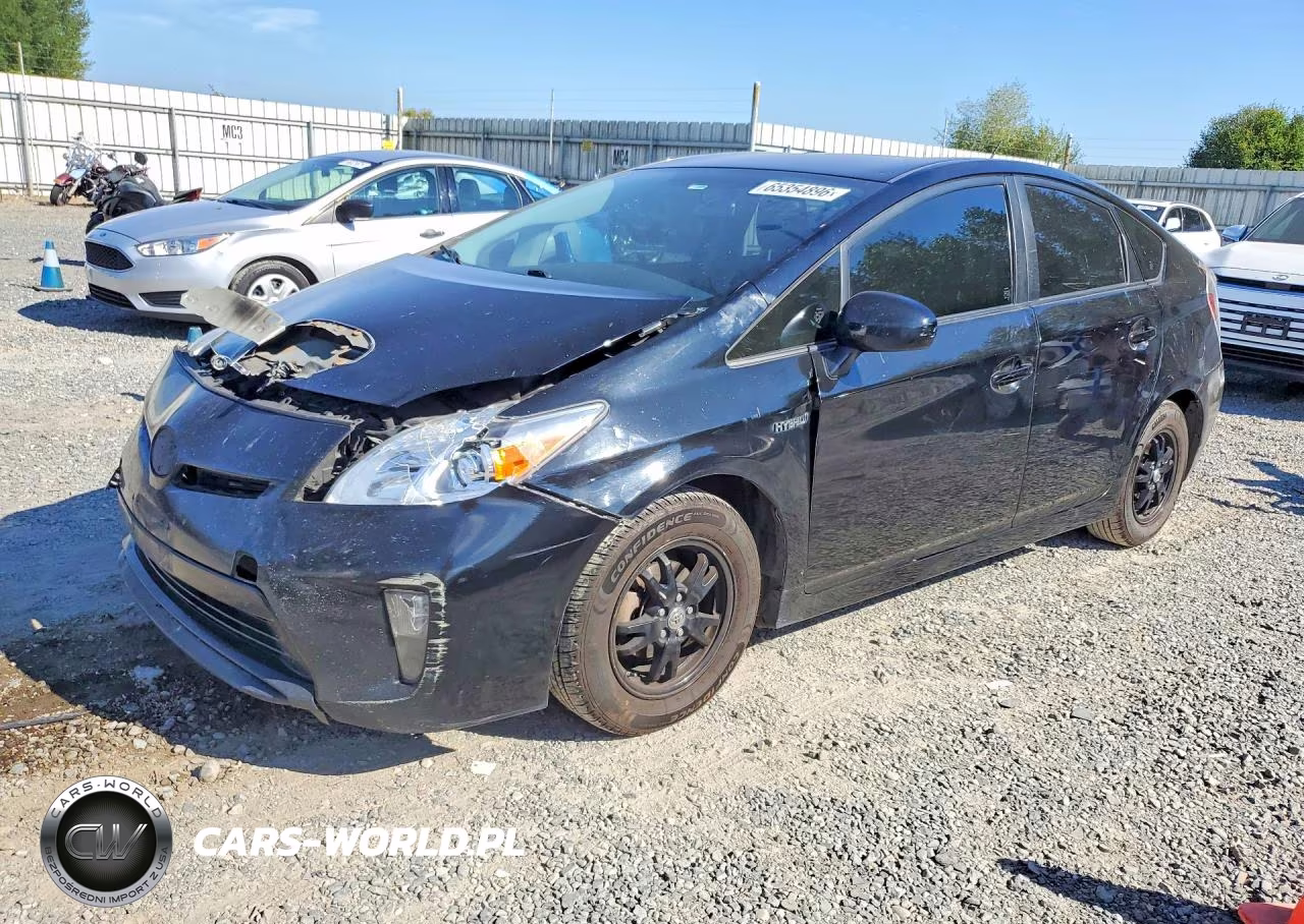 2015 Toyota Prius Three – zdjęcie 1 z 12