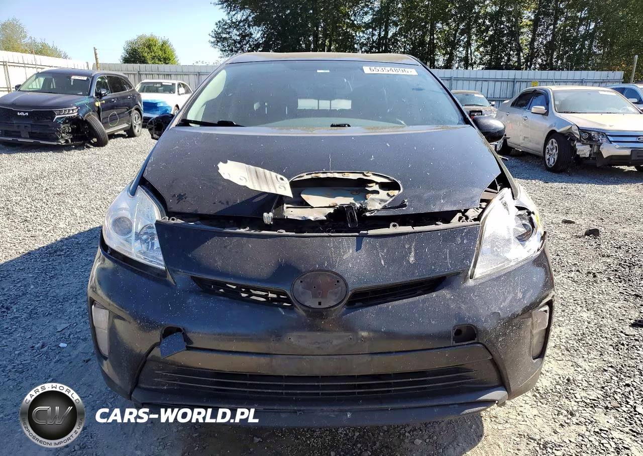 2015 Toyota Prius Three VIN:JTDKN3DU3F0417789 - 5