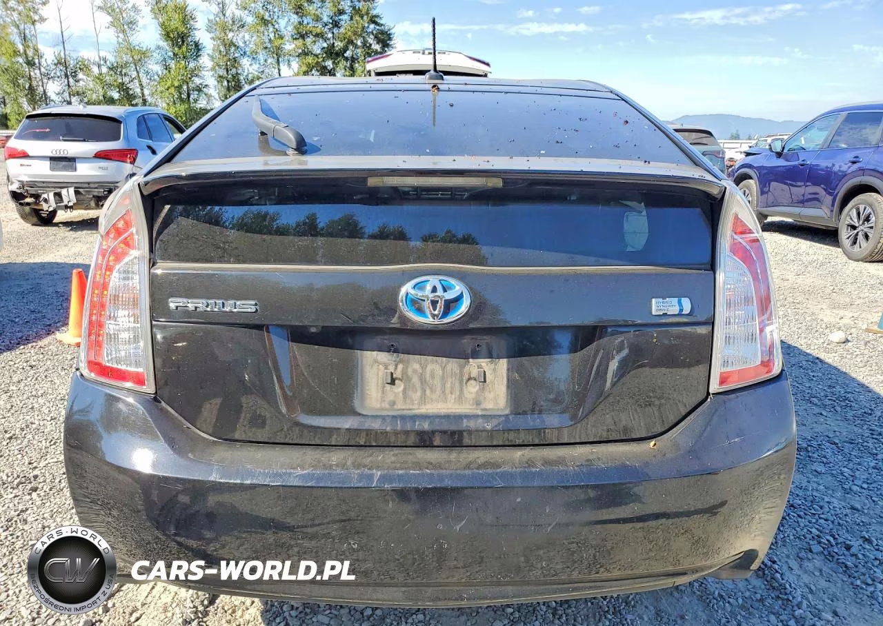 2015 Toyota Prius Three VIN:JTDKN3DU3F0417789 - 6