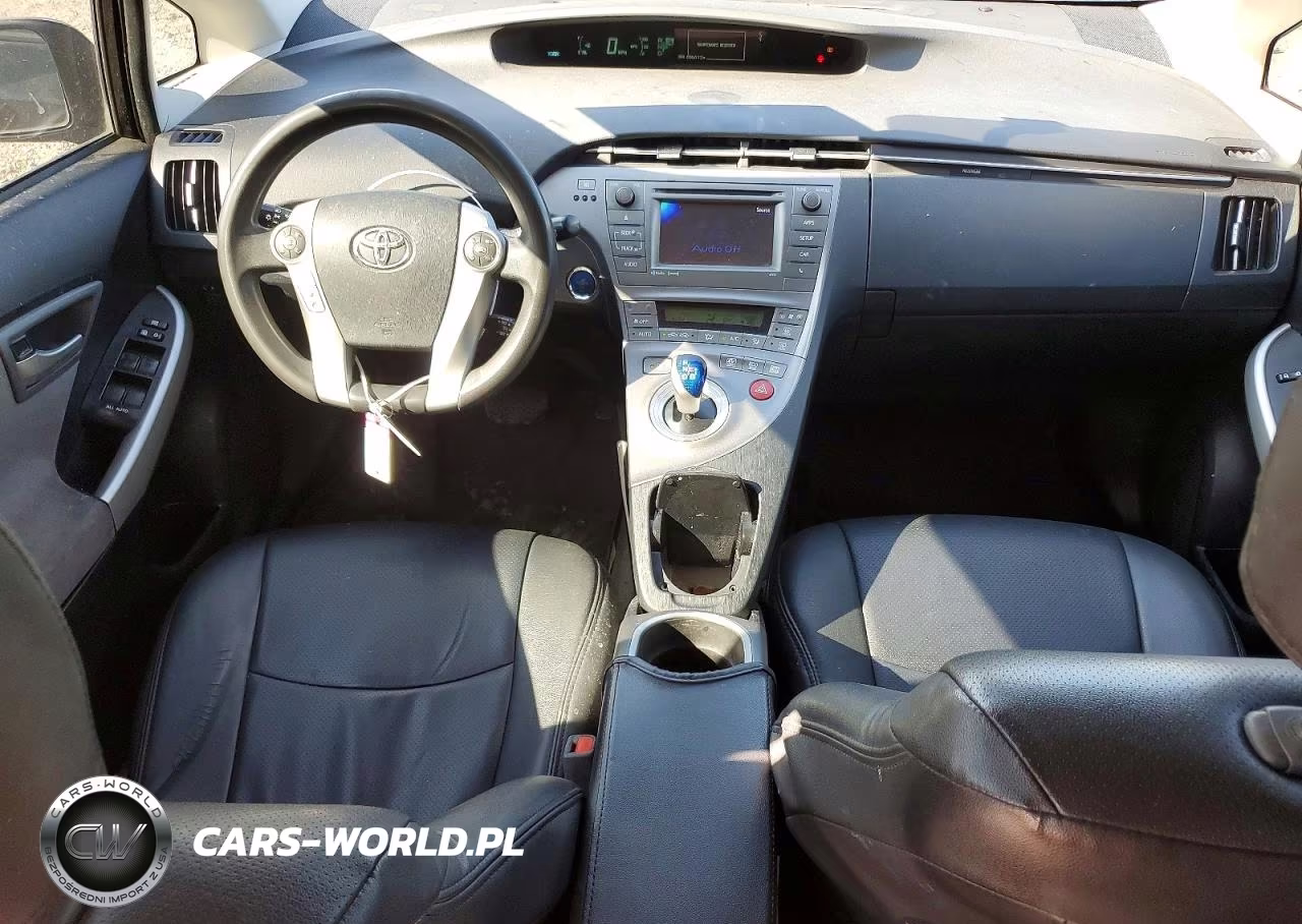 2015 Toyota Prius Three VIN:JTDKN3DU3F0417789 - 8