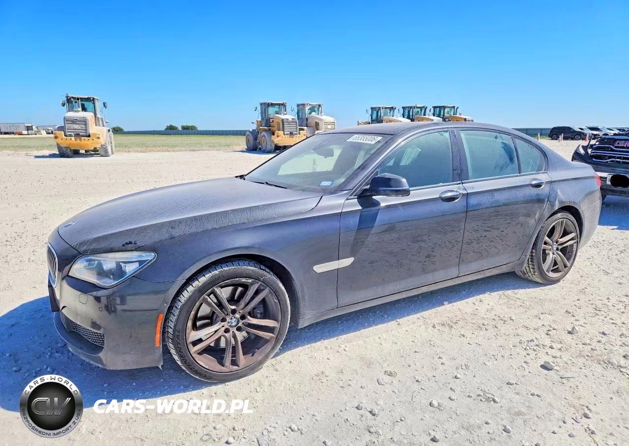 2015 BMW 750 I – zdjęcie 1 z 12