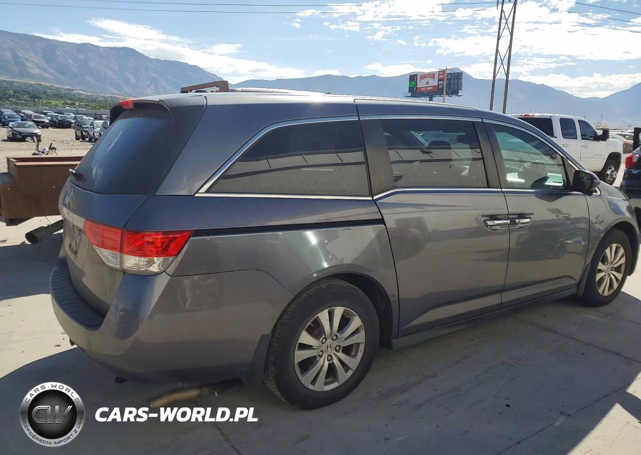 2015 Honda Odyssey Exl VIN:5FNRL5H65FB010912 - 3