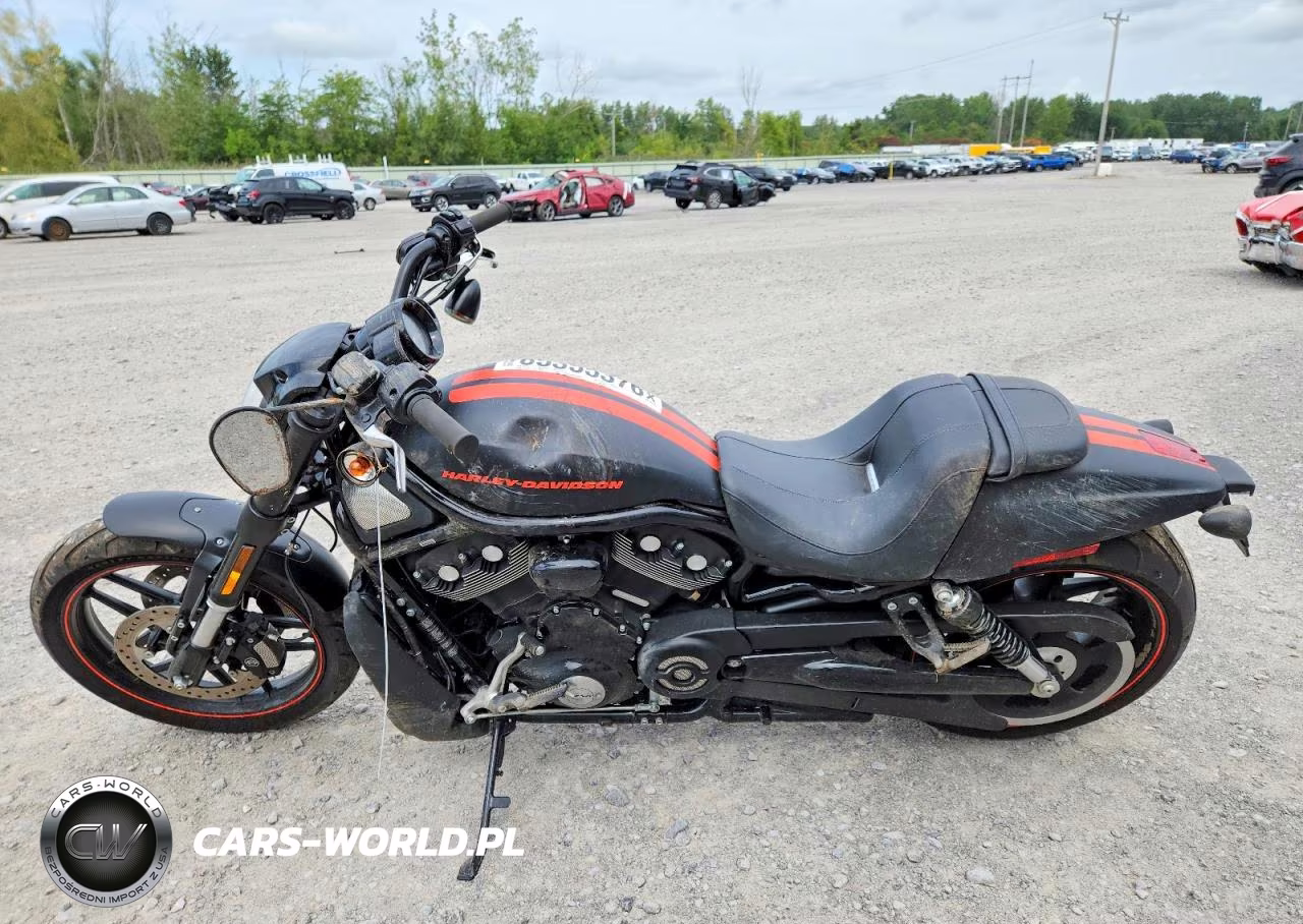 2013 Harley-Davidson Vrscdx Night Rod Special VIN:1HD1HHH16DC808168 - 3