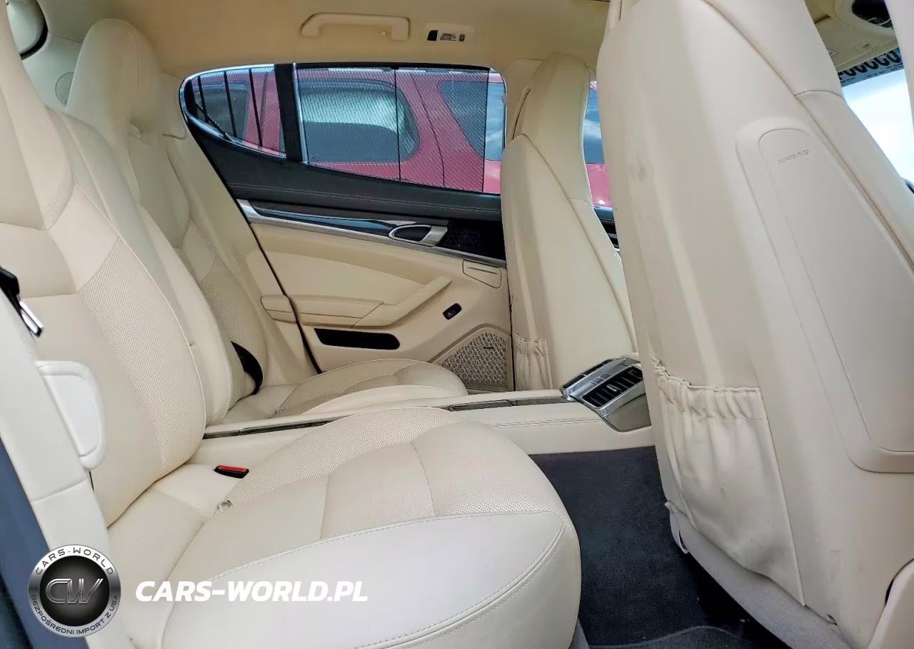 2014 Porsche Panamera Turbo VIN:WP0AC2A73EL073307 - 10
