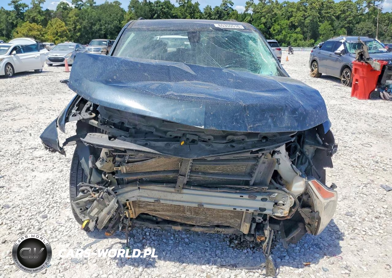 2018 Chevrolet Traverse Lt VIN:1GNERHKW5JJ194684 - 5