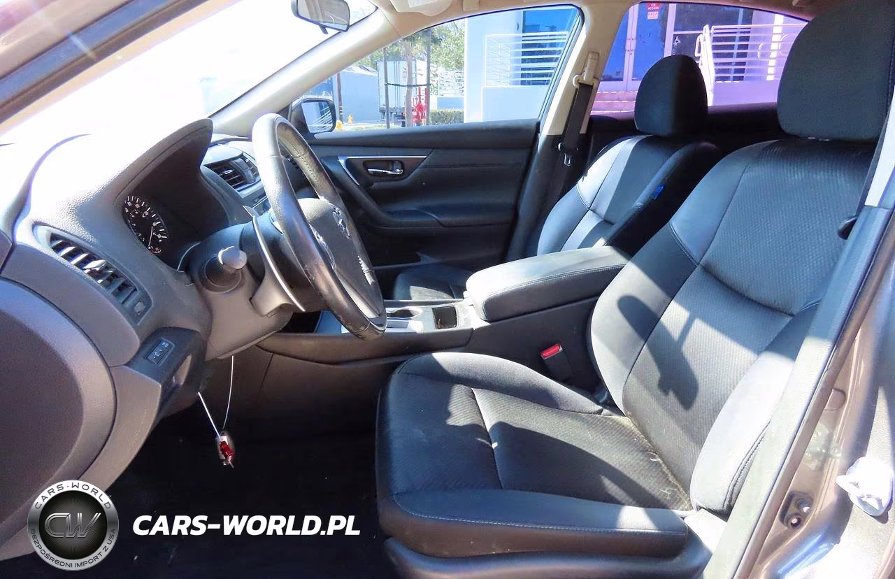 2017 Nissan Altima 2.5 Sr VIN:1N4AL3AP9HC148138 - 9