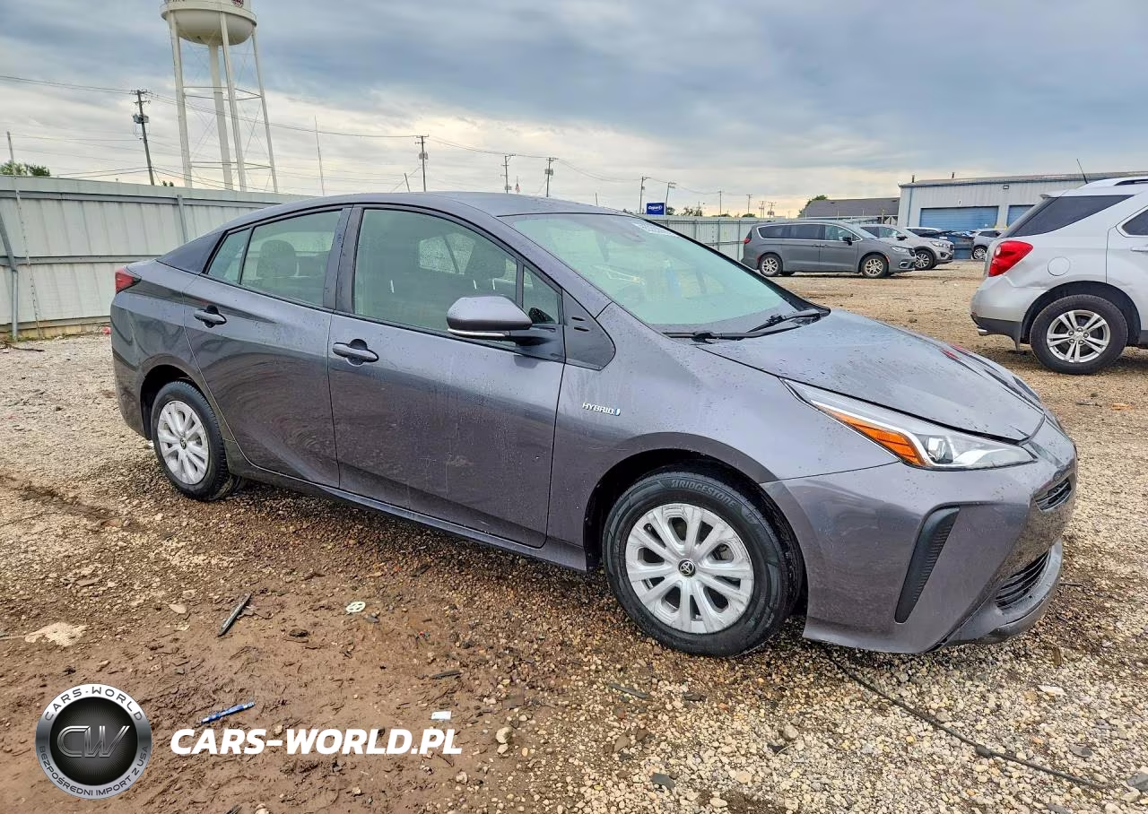 2021 Toyota Prius L Eco VIN:JTDKAMFU2M3143835 - 4