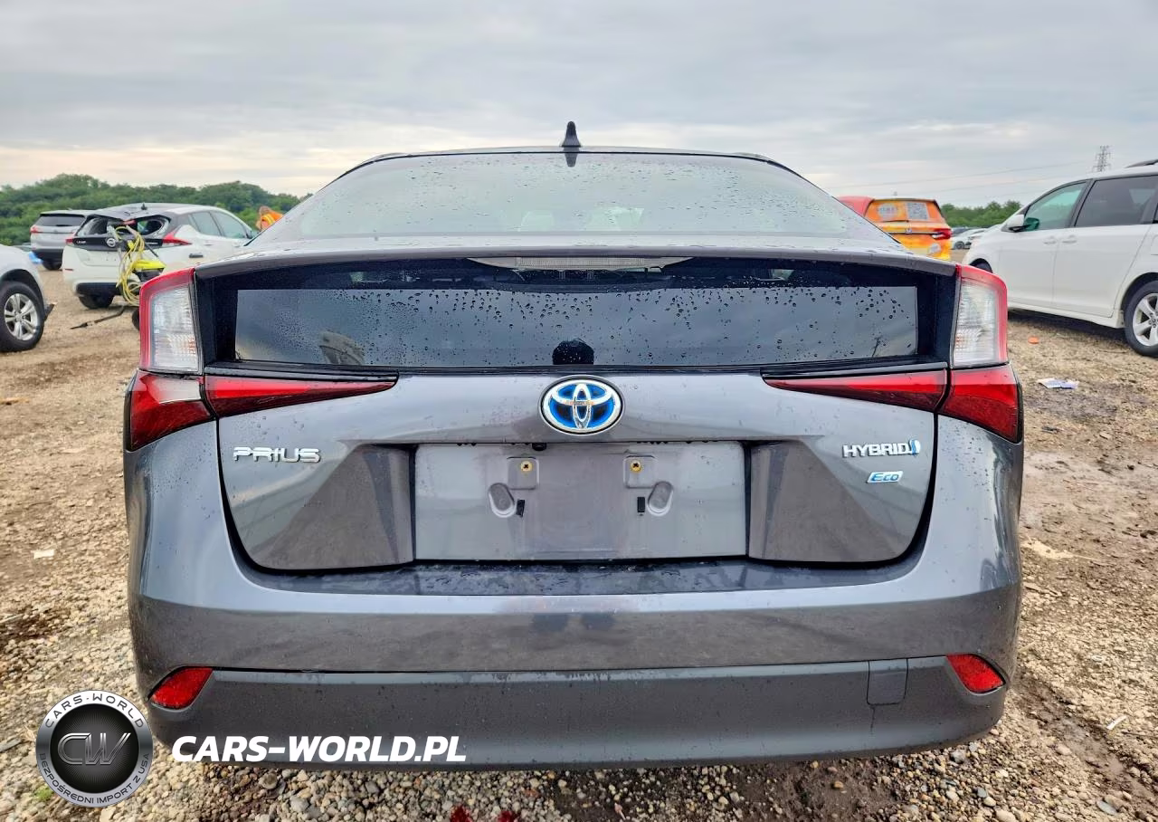 2021 Toyota Prius L Eco VIN:JTDKAMFU2M3143835 - 6