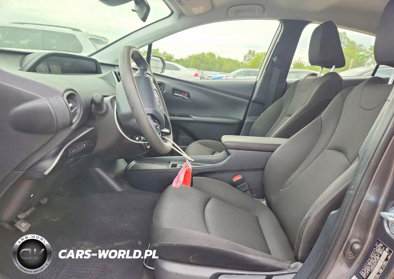 2021 Toyota Prius L Eco VIN:JTDKAMFU2M3143835 - 7