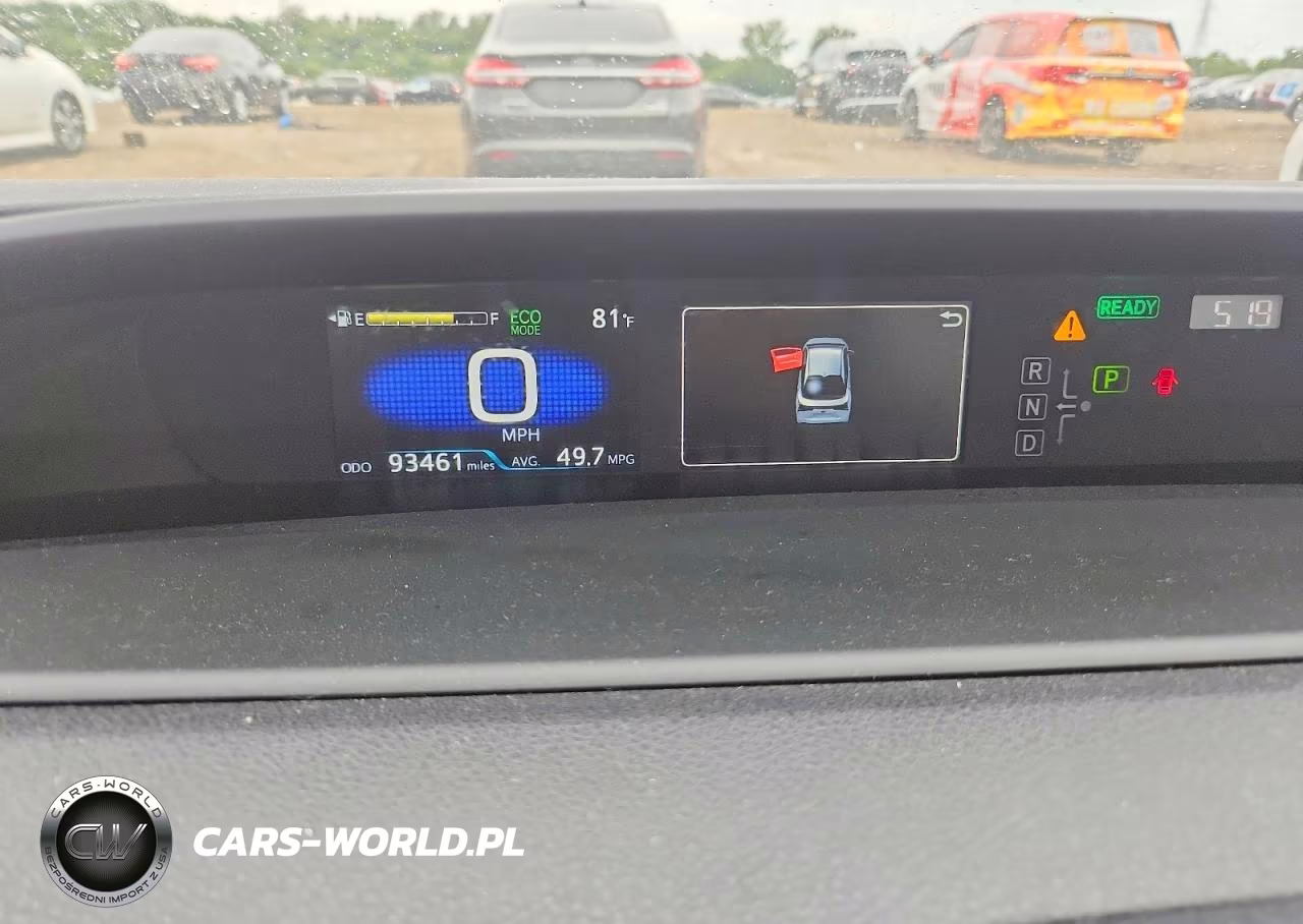2021 Toyota Prius L Eco VIN:JTDKAMFU2M3143835 - 9