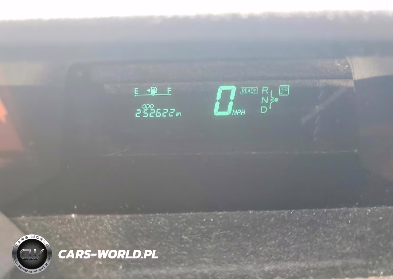 2004 Toyota Prius Base VIN:JTDKB20U740027428 - 9